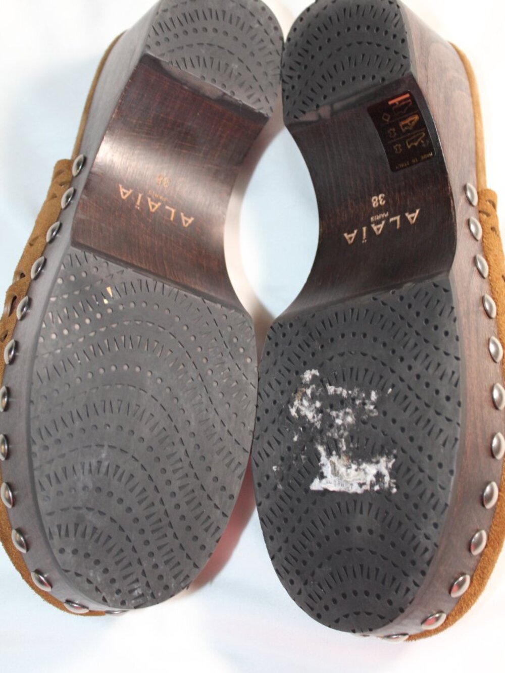 Alaïa Alaia Vienne Cut Out Suede Leather Wood Pumps Rivet Studded Clogs Mules 38 - Picture 7 of 7